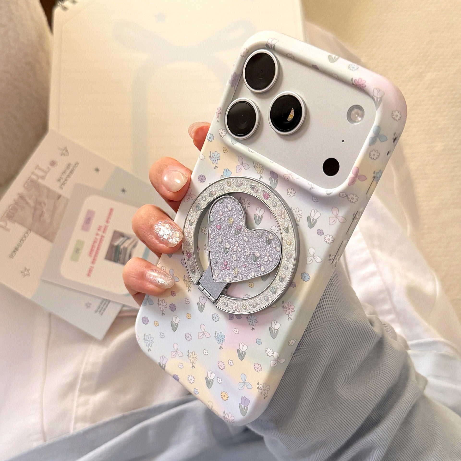 Fresh Flower Pull-Tap Magnetic Phone Case