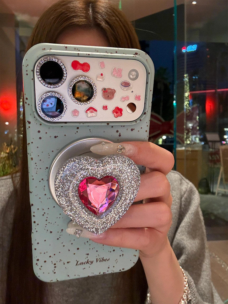 Heart-shaped mint-themed magnetic phone case