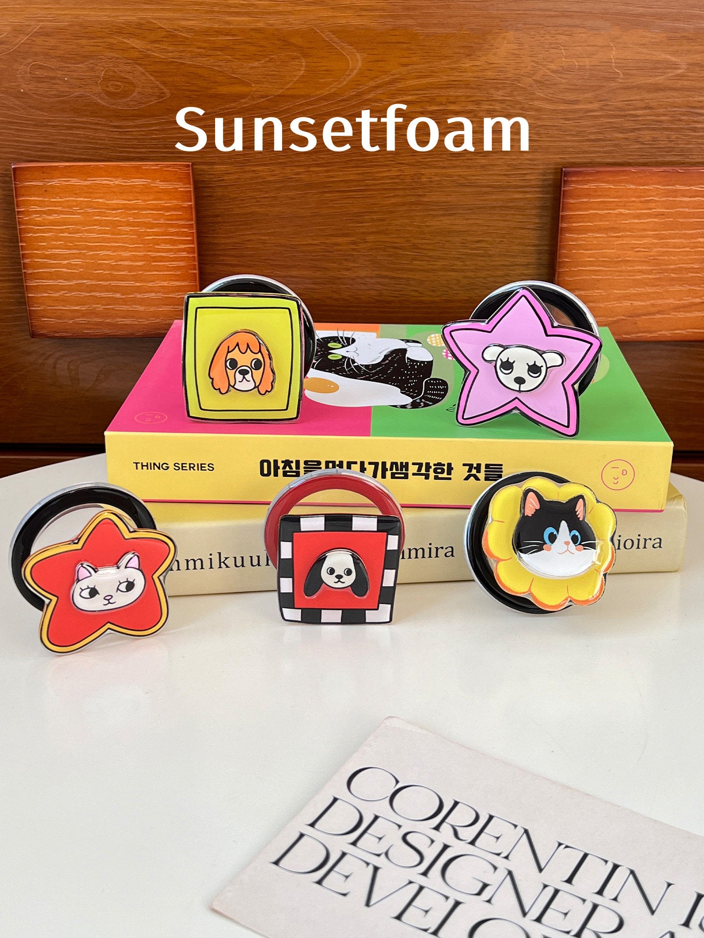 Cute pet-shaped magnetic phone holder